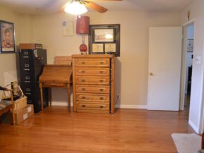 907 Pepperell CT, Austin TX 78753