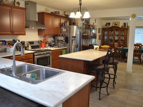 907 Pepperell CT, Austin TX 78753