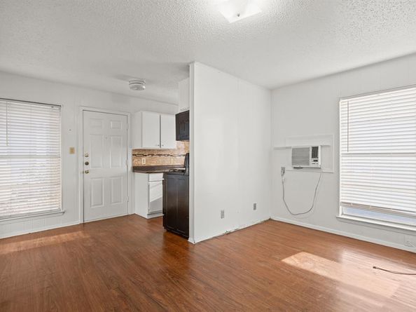 5300 Guadalupe ST 108, Austin TX 78751