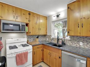 7610 Gault ST, Austin TX 78757