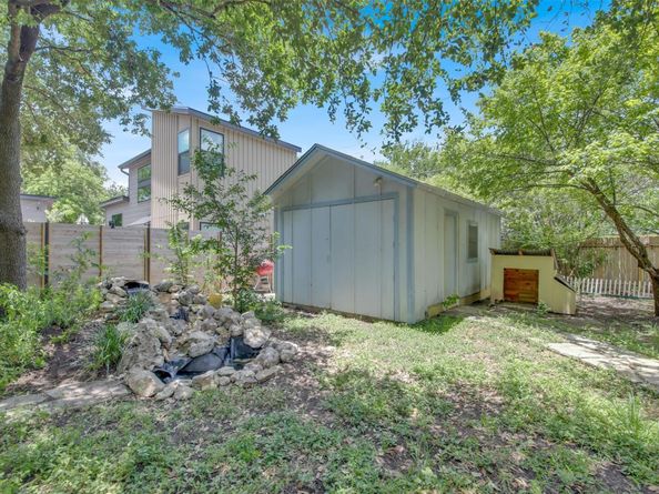 7610 Gault ST, Austin TX 78757