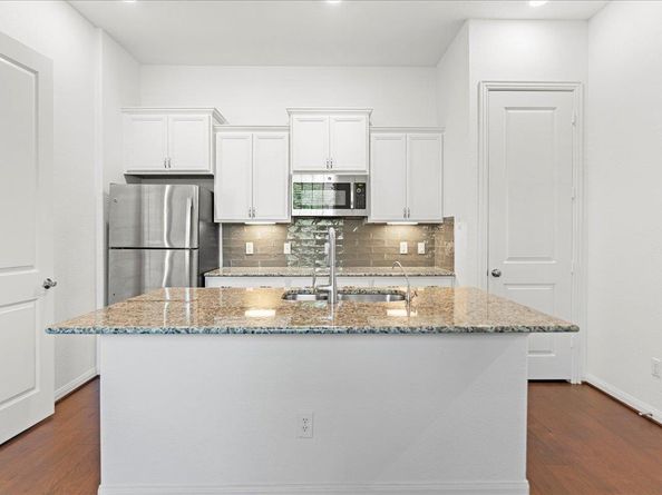 512 Blue Agave LN, Georgetown TX 78626