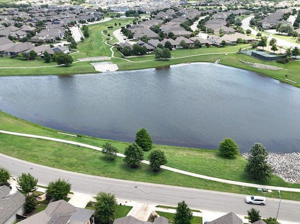 512 Blue Agave LN, Georgetown TX 78626