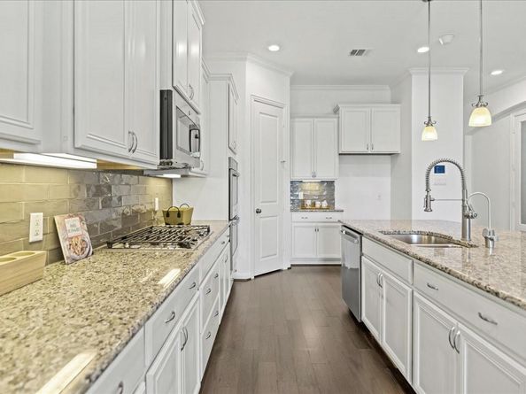 512 Blue Agave LN, Georgetown TX 78626
