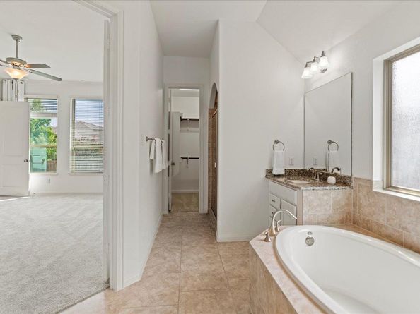 512 Blue Agave LN, Georgetown TX 78626