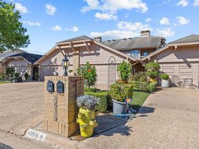 10916 B Crown Colony DR 3, Austin TX 78747