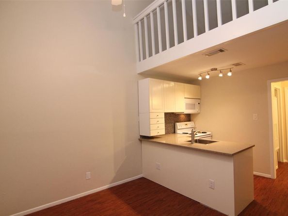 2815 Rio Grande ST 211, Austin TX 78705