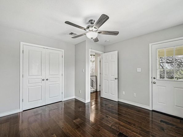305 Augusta Cv, Point Venture TX 78645