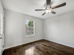305 Augusta Cv, Point Venture TX 78645