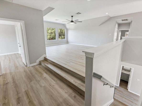 308 Calistoga CT, Austin TX 78732