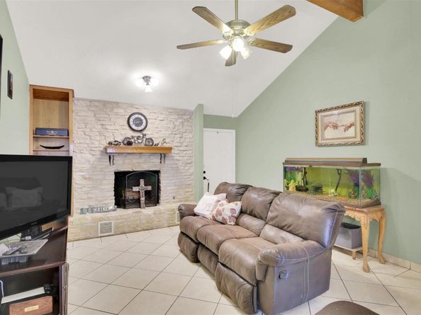 1713 Parkside CIR, Round Rock TX 78664