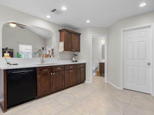 1821 Logan DR, Round Rock TX 78664