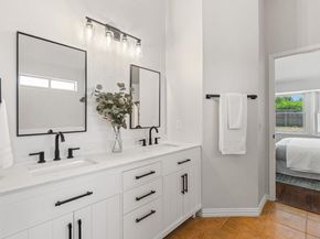 8207 Nairn DR, Austin TX 78749
