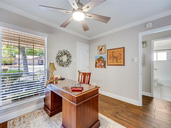 10103 Oak Hollow CIR, Austin TX 78758