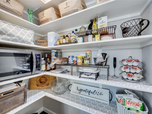 10103 Oak Hollow CIR, Austin TX 78758