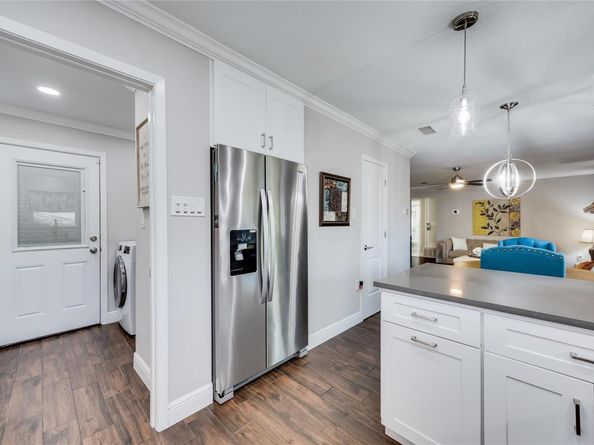 10103 Oak Hollow CIR, Austin TX 78758