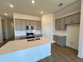 1928 Crooked Creek ST, Leander TX 78641