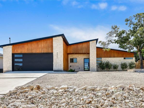 8802 Bar K Ranch RD, Lago Vista TX 78645