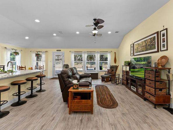 2009 Omaha DR, Lago Vista TX 78645