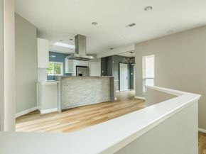 304 Palos Verdes DR, Lakeway TX 78734