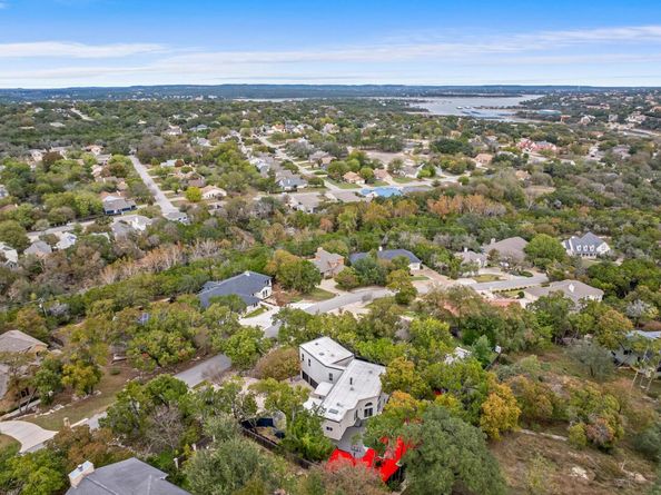 304 Palos Verdes DR, Lakeway TX 78734