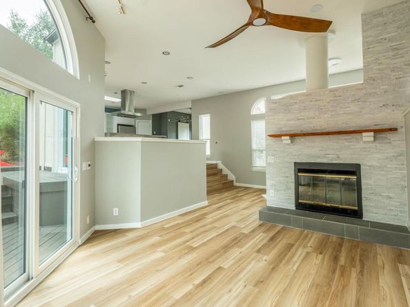 304 Palos Verdes DR, Lakeway TX 78734