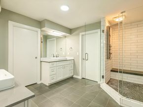 304 Palos Verdes DR, Lakeway TX 78734