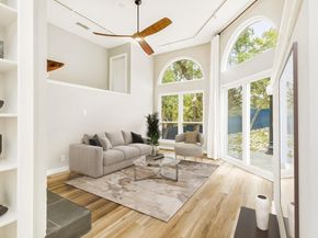 304 Palos Verdes DR, Lakeway TX 78734