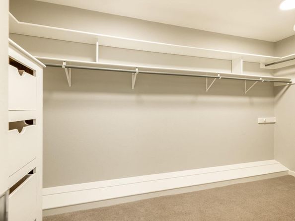 304 Palos Verdes DR, Lakeway TX 78734