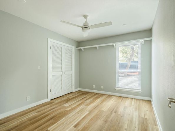 304 Palos Verdes DR, Lakeway TX 78734