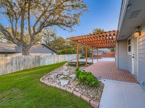 9201 Heatherwood Dr, Austin TX 78748