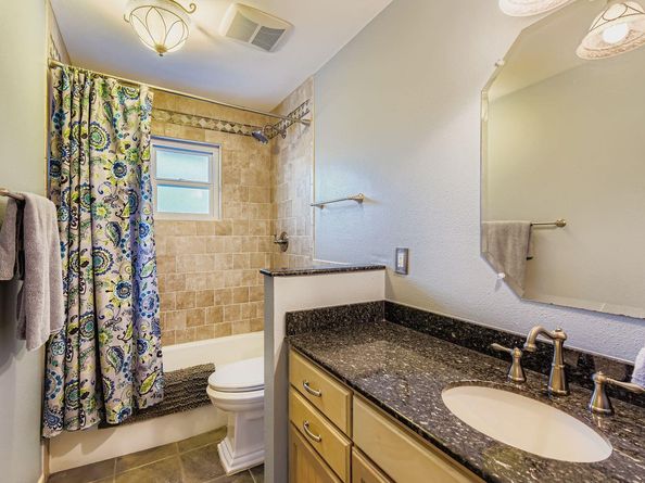 9201 Heatherwood Dr, Austin TX 78748