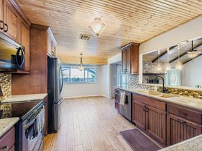 9201 Heatherwood Dr, Austin TX 78748