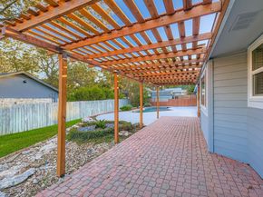 9201 Heatherwood Dr, Austin TX 78748