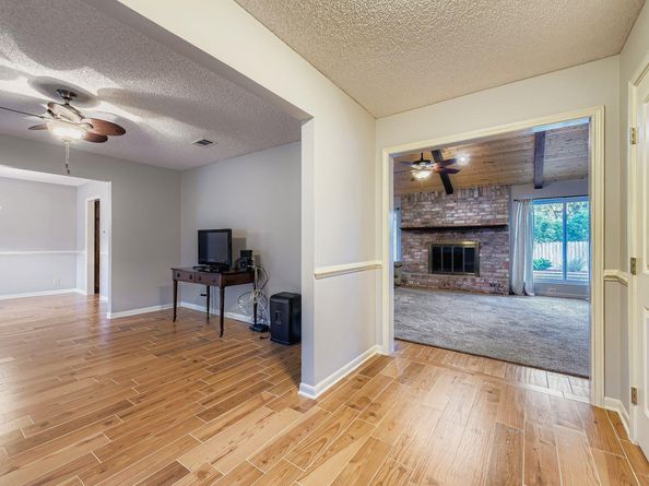 9201 Heatherwood Dr, Austin TX 78748