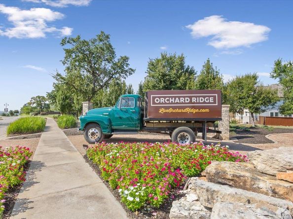 301 Majestic Cedar CT, Liberty Hill TX 78642