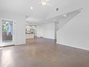301 W Stassney LN 7, Austin TX 78745