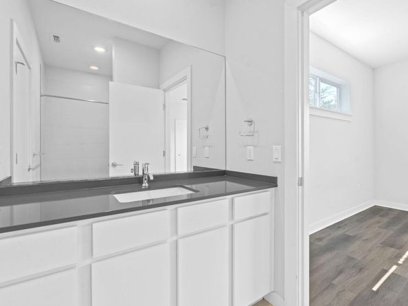 301 W Stassney LN 7, Austin TX 78745