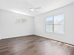 301 W Stassney LN 7, Austin TX 78745