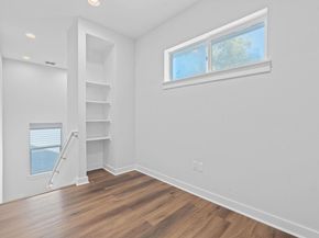 301 W Stassney LN 7, Austin TX 78745