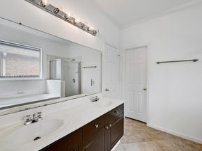 13401 Lamplight Village Ave, Austin TX 78727