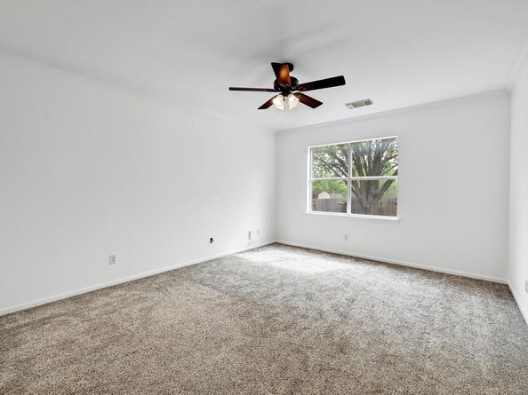 13401 Lamplight Village Ave, Austin TX 78727