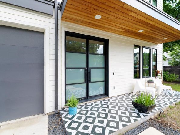 2201 E 16th ST, Austin TX 78702