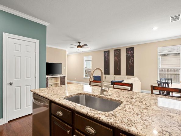 2950 E Old Settlers BLVD 86, Round Rock TX 78665