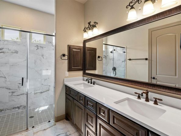 427 Bella Montagna CIR, Austin TX 78734
