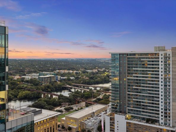 360 Nueces ST 2802, Austin TX 78701