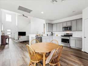 7916 Linnie Ln LN, Austin TX 78724