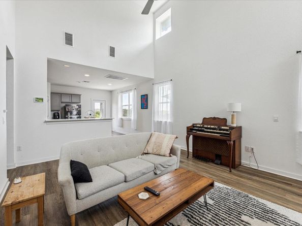 7916 Linnie Ln LN, Austin TX 78724