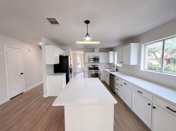 16205 Glorious LN, Pflugerville TX 78660
