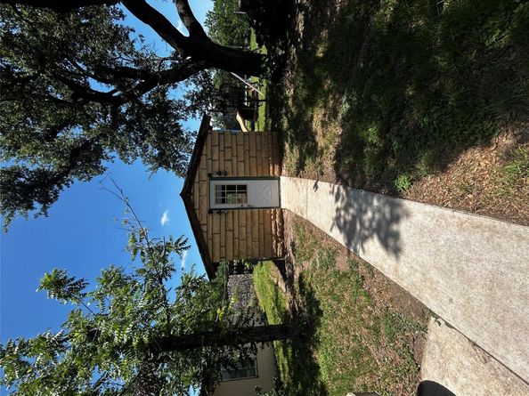212 Bluebonnet LN, Liberty Hill TX 78642